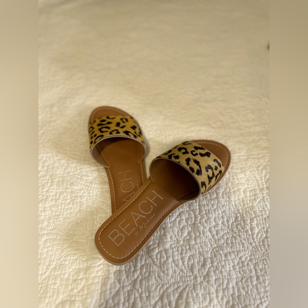 Beach leopard sandals
